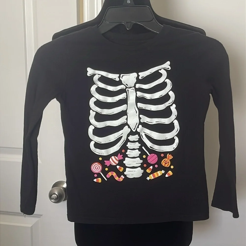 2 Children's Place Skelton & Carter's NYC Long Sleeve Shirts Size M